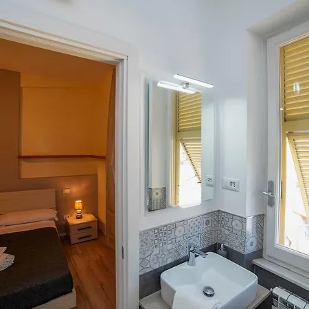 Apartment Chic House 5 Terre La Spezia
